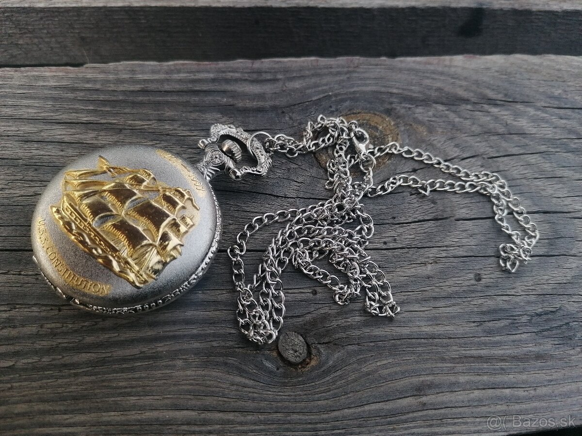 Zlatá loď vreckové hodiny