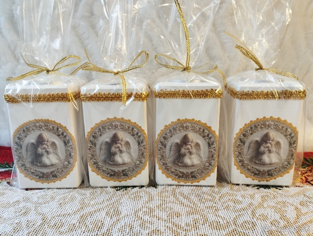 Drevený svietnik na čajovú sviečku