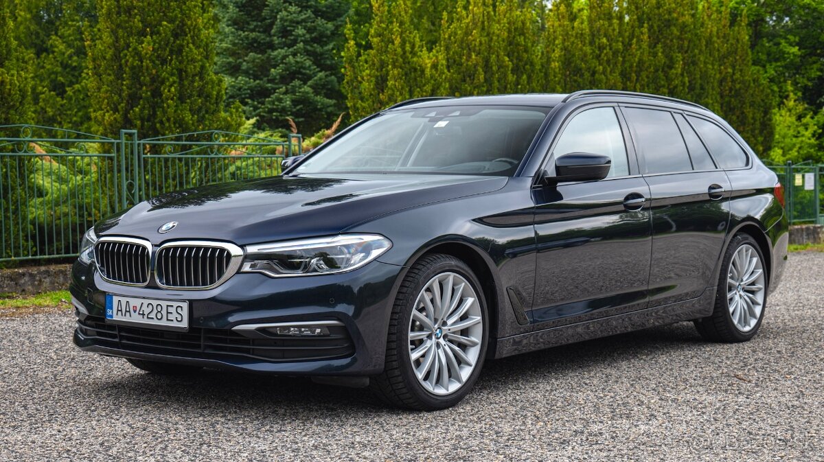 2020 BMW 530d Touring A/T + služby