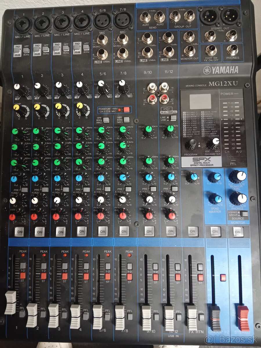 Mix pult Yamaha