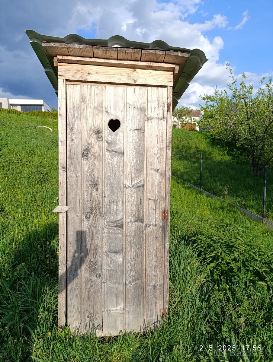 Latrina,suche wc