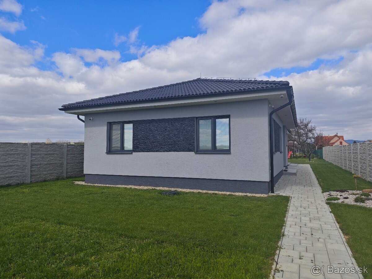 5I NOVOSTAVBA RD, OKRES SENEC- SVATY MARTIN