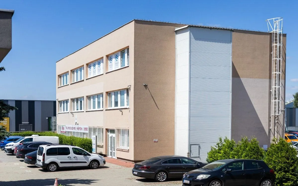 Na predaj:Budova a areál na Vajnorskej