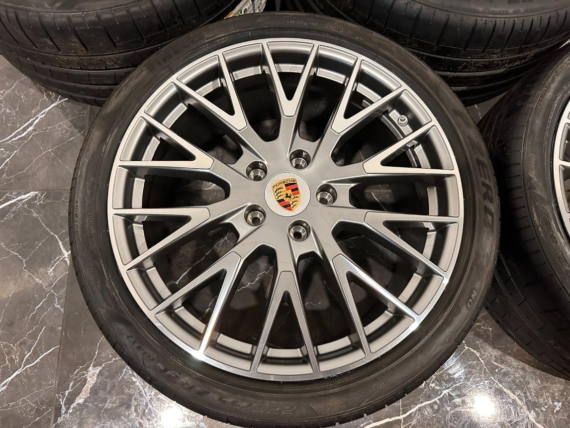 original kolesa porsche Panamera r21 5X130