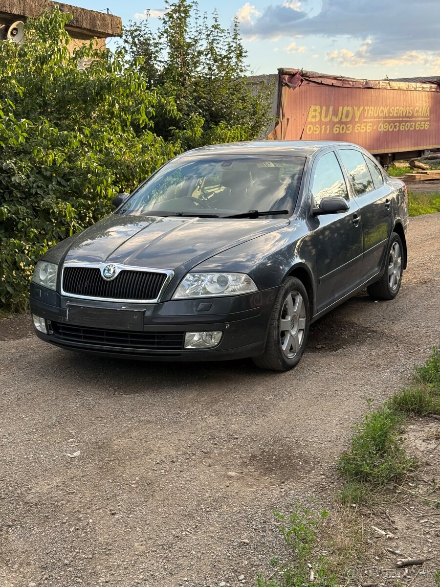 Rozpredam Škoda Octavia 2 1.9 TDi 77kw sedan predfacelift .