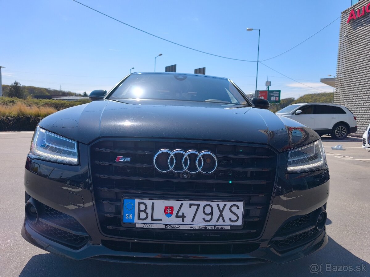 S8 plus.3/2017.4.0 V8.445kw-605PS.162tis km