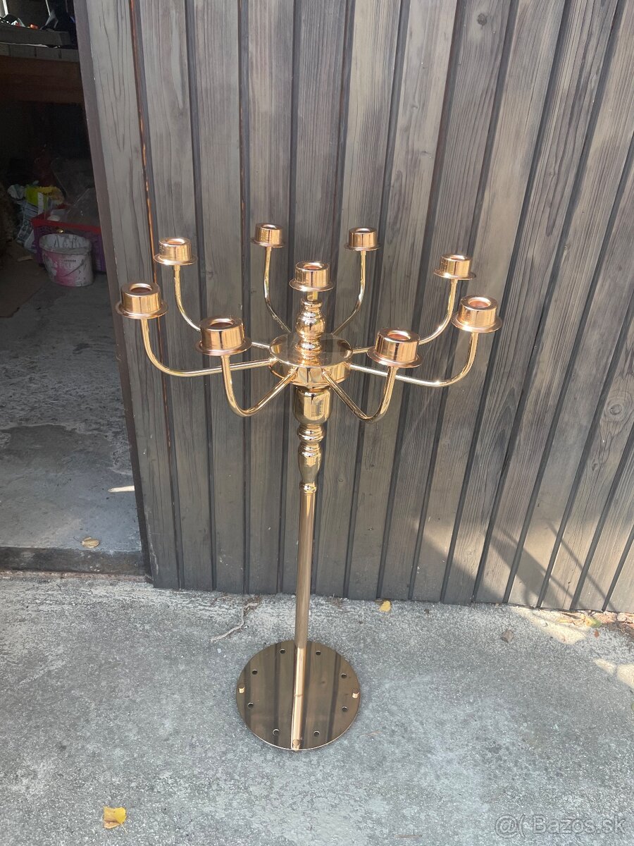 Svietnik na predaj - novy