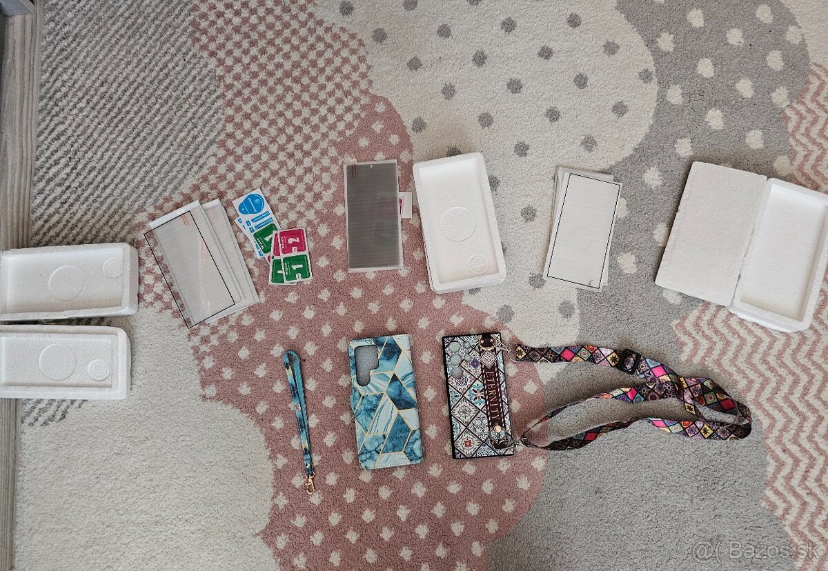 Kryty a ochranné sklá na mobil Samsung S24 ultra