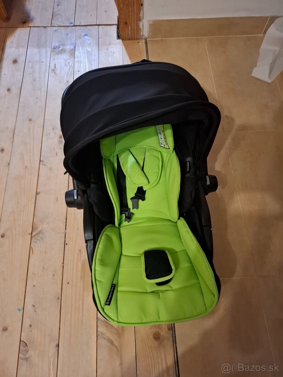 Autosedačka "vajičko"