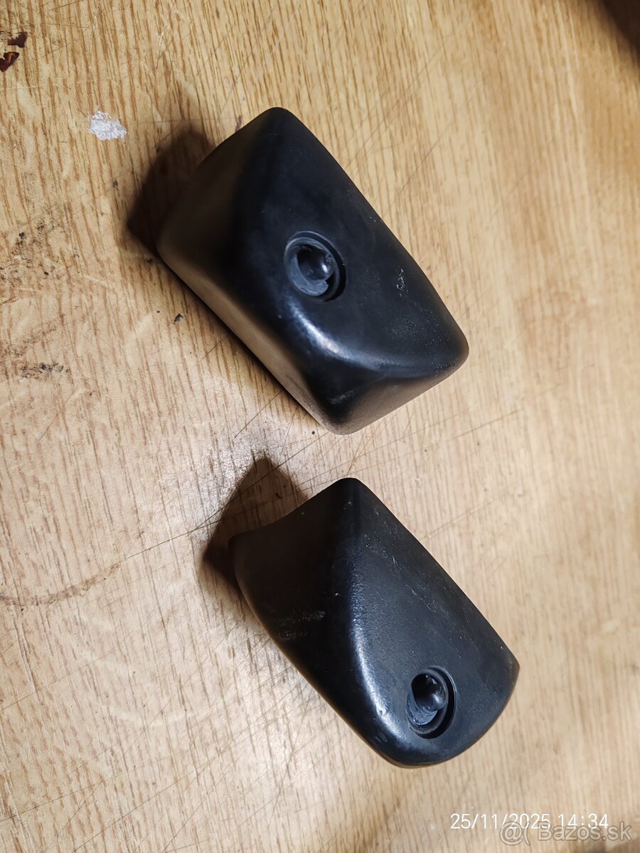 Predám ostrekovače svetiel z punta GT.