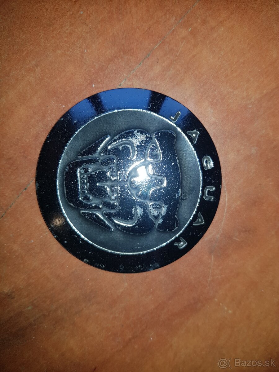 kovový znak JAGUAR