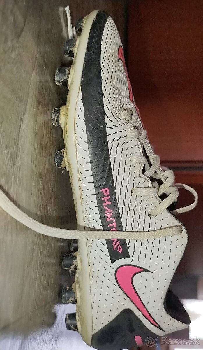 kopačky Nike phantom Gt