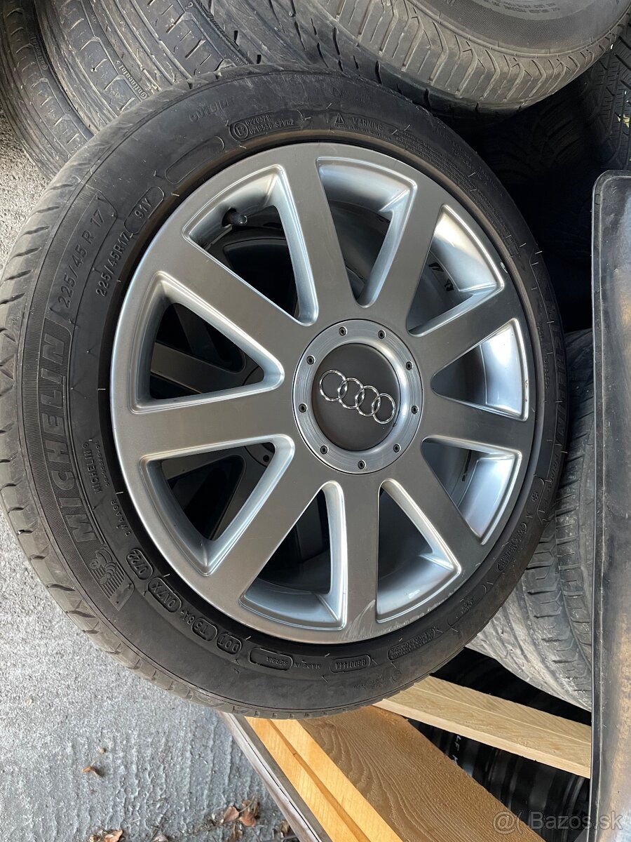 Audi A 3