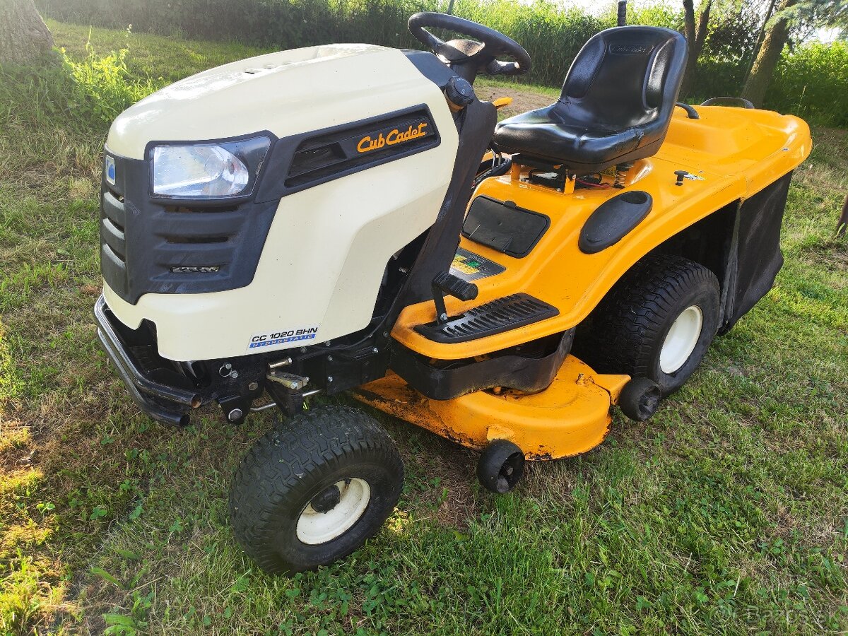 Traktorová kosačka Cub Cadet CC 1020 BHN