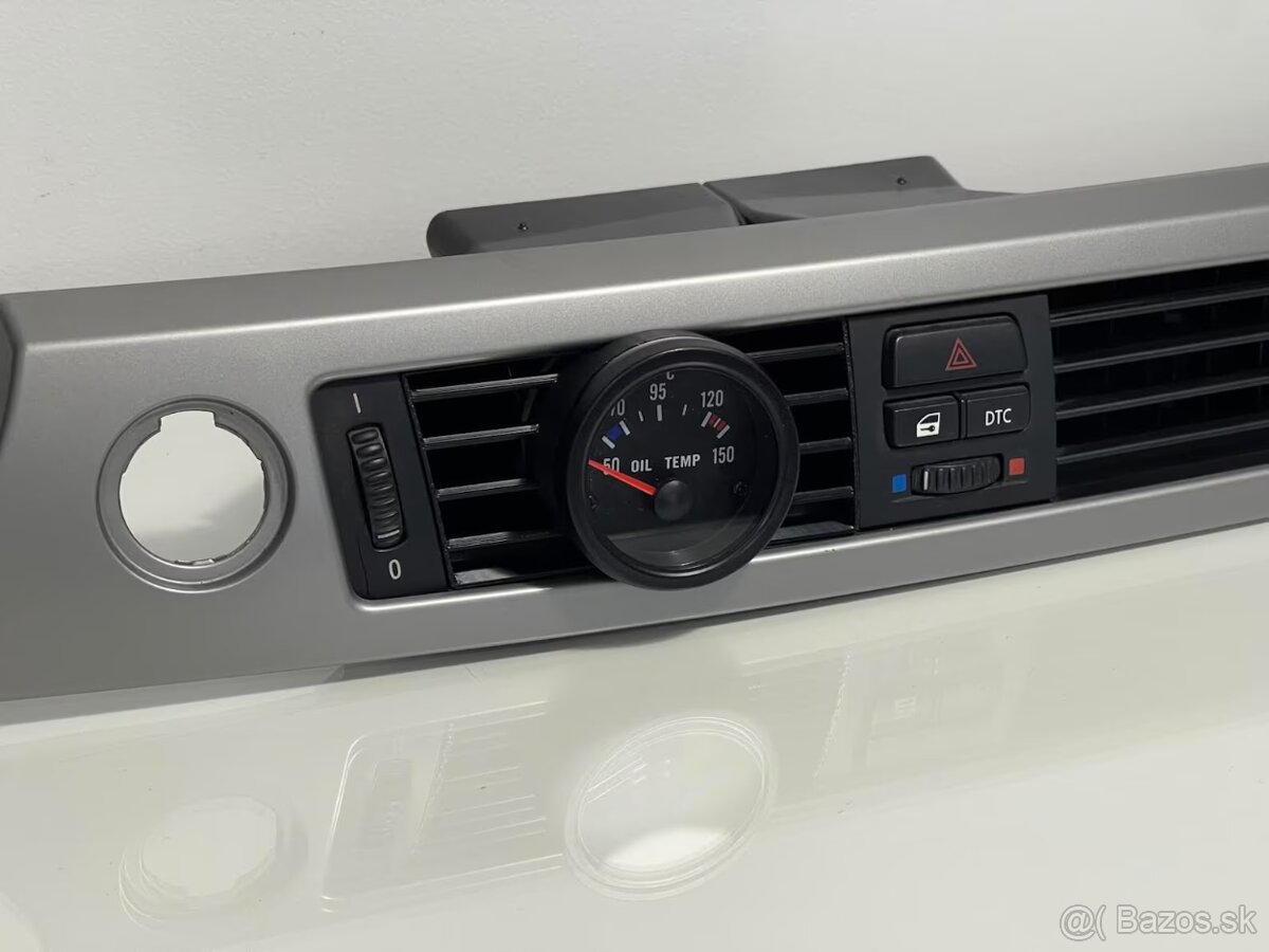 BMW E90 - Držiak budíka
