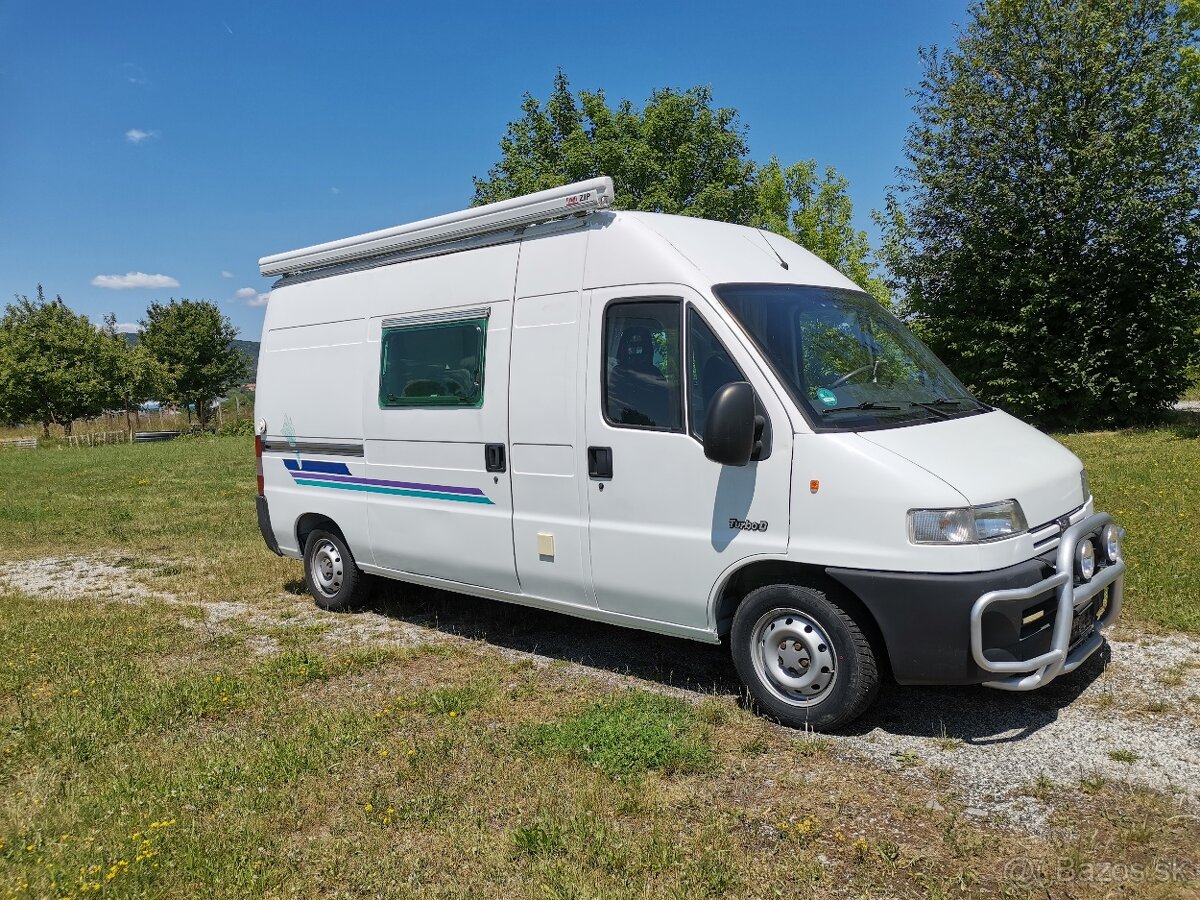 PREDAM AUTOKARAVAN PEUGEOT BOXER KEMPER PÖSSL 2.5TDi rv.2003