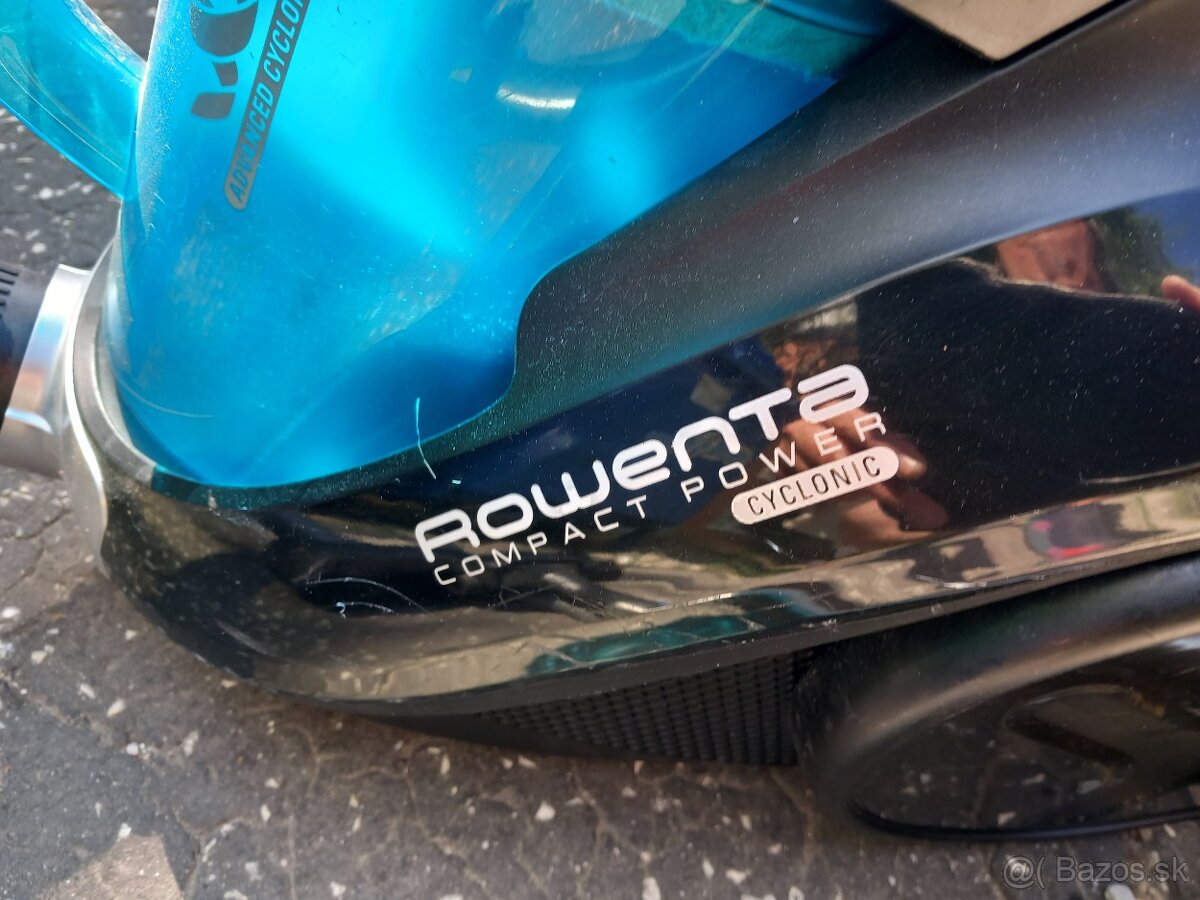 ROWENTA COMPACT POWER CYCLONIC