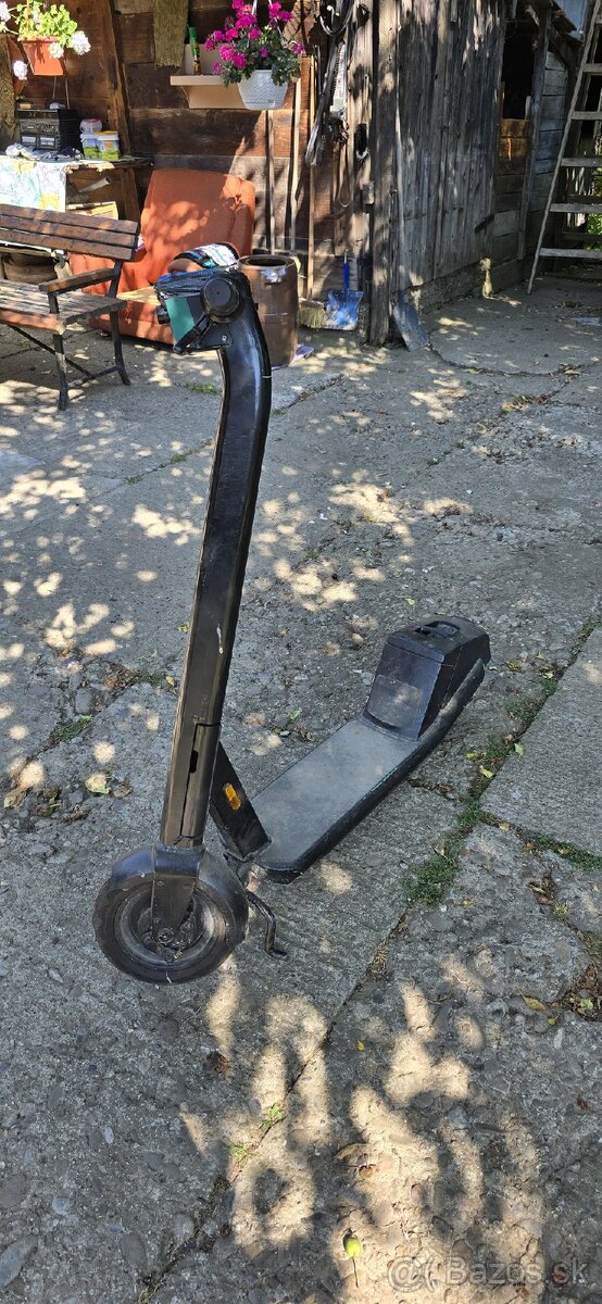 Kolobežka elektro
