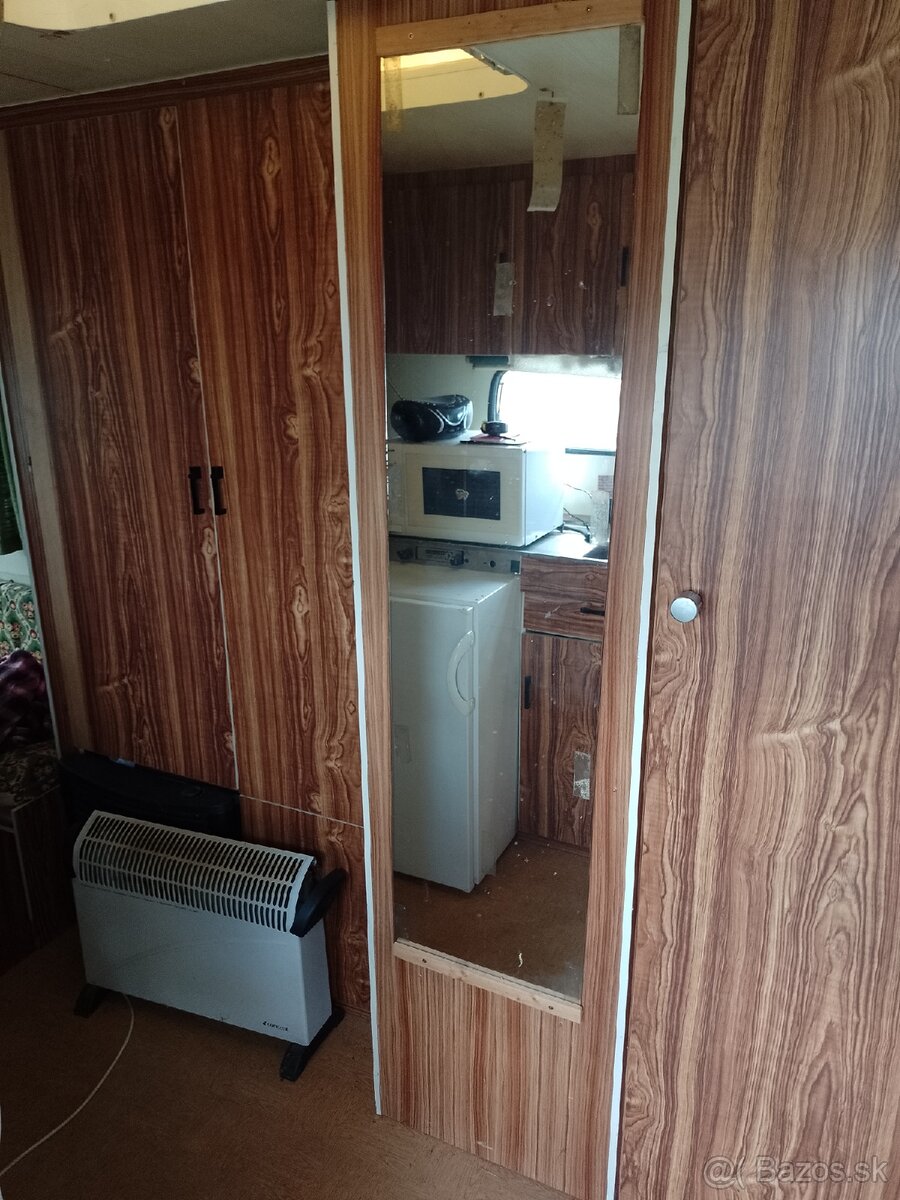 Karavan bez stk