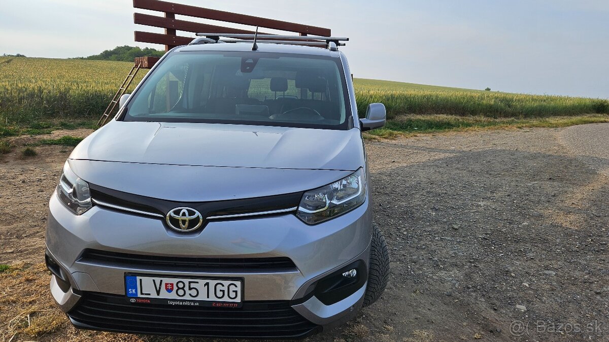 Toyota Pro Ace City Verso