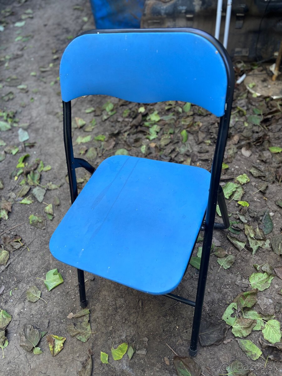 2x Skladacia stolička