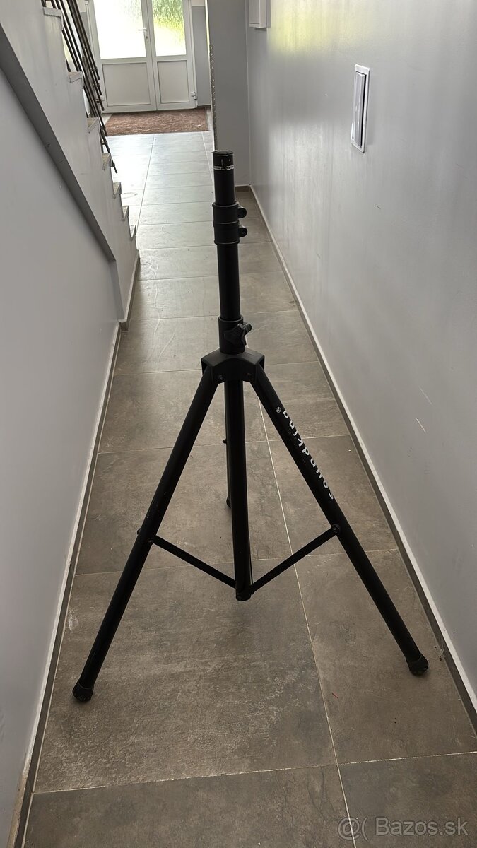 Soundking Teleskopický repro-stojan