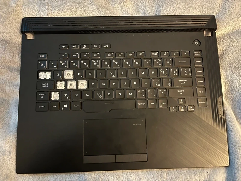 Asus ROG Strix G531GT spodný rám s klávesnicou a touchpadom