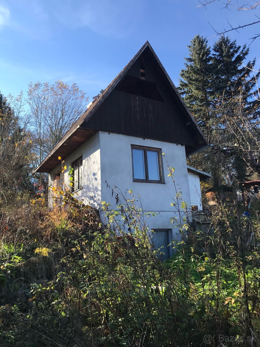 Predaj chatky v obci Lutila.