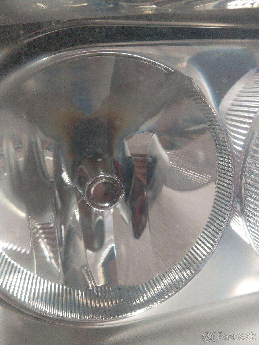 Vw t5 multivan , caravella ,transporter svetla