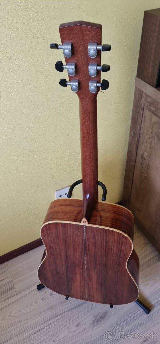 Akustická gitara CORT- ako nová