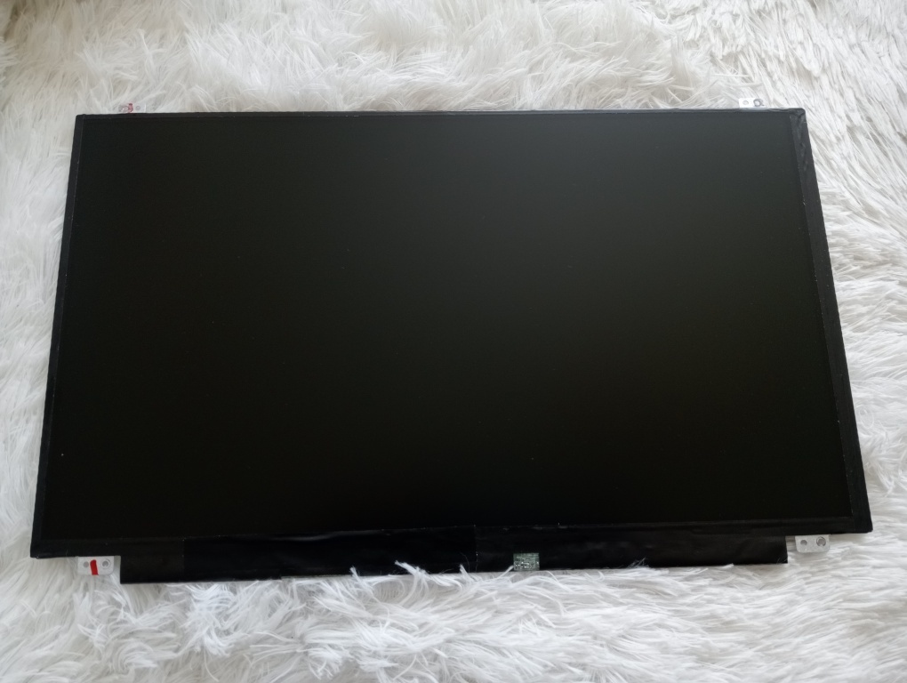 predám 15.6" LED SLIM displej 30pin eDP - NT156FHM