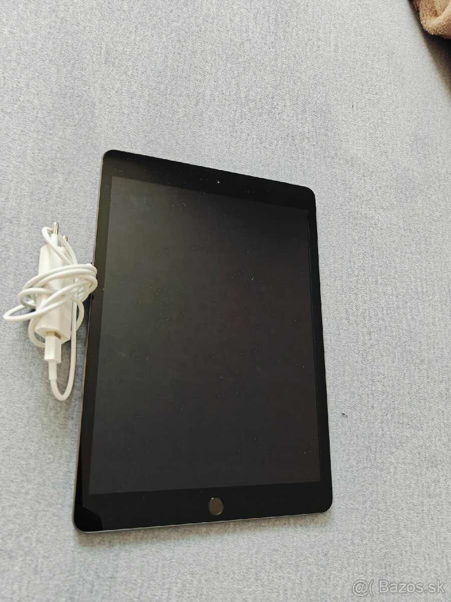 Apple iPad 10.2" 2020 (8.generácia