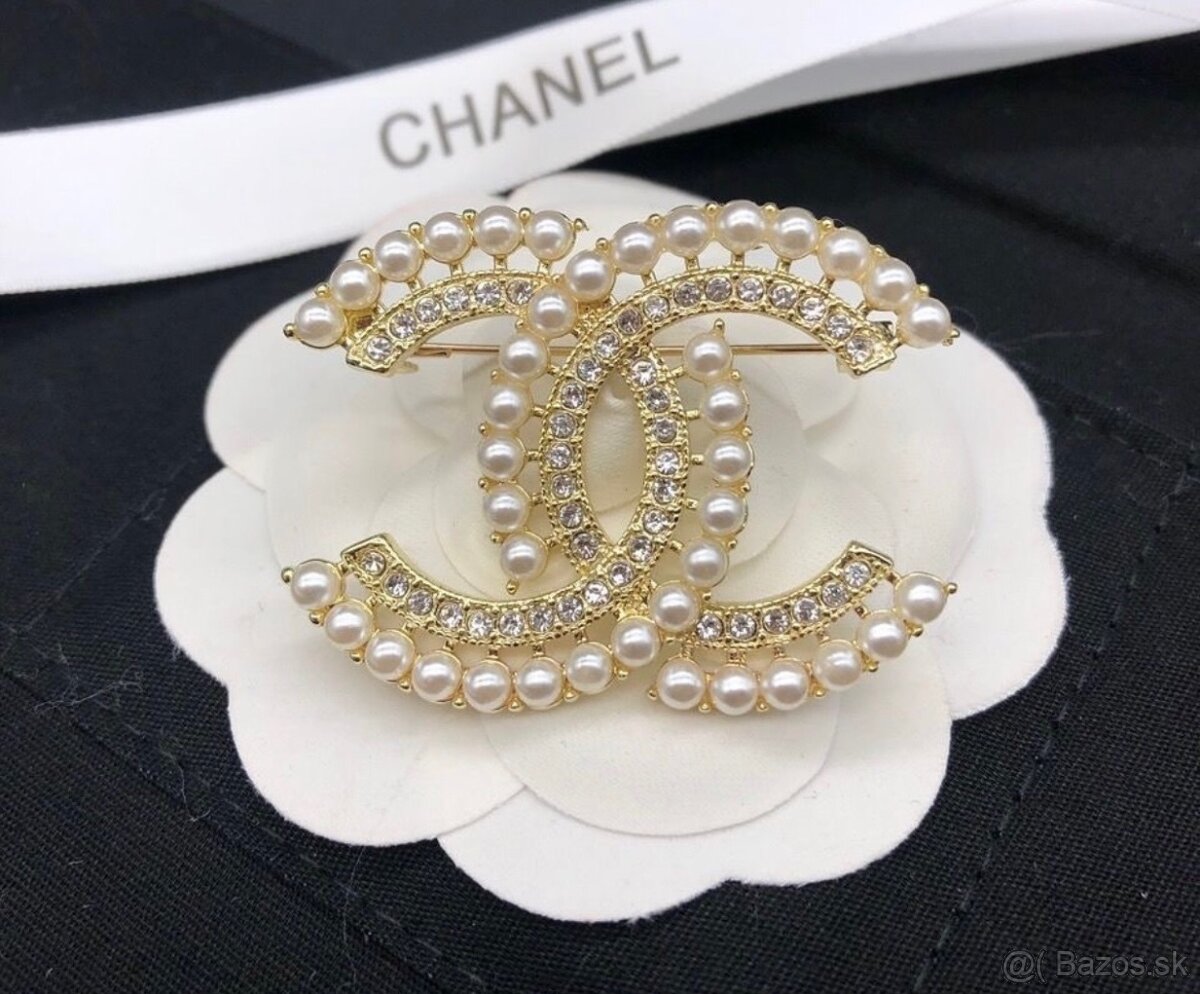 Brošňa Chanel - zlatá