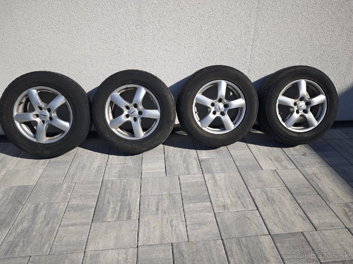 Zimná sada kolies na BMW X5 e53 RIAL 5x120 R17 235/65R17