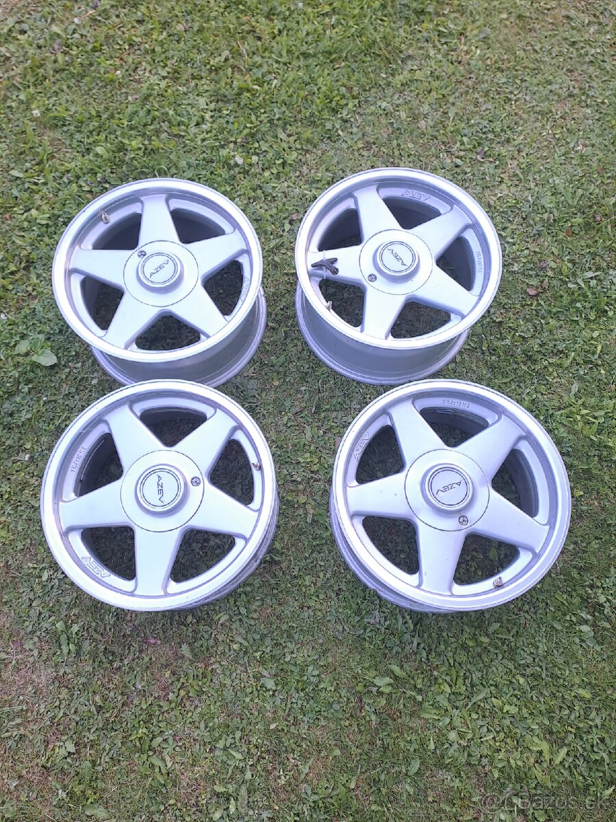 4x100 R16 AZEV