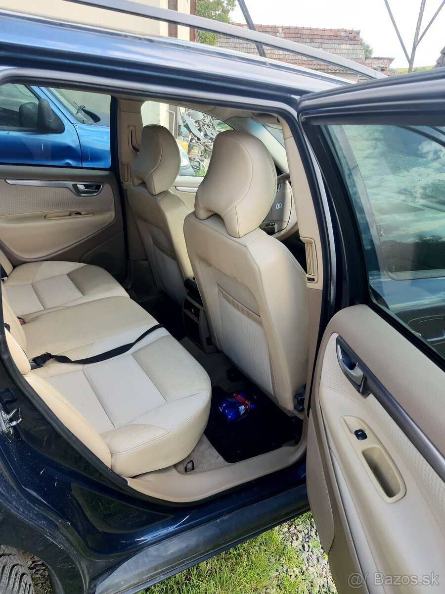 V70,2,5 .20V.TURBO 4X4 benzin