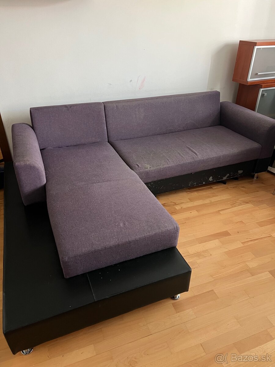 Rozkladaci gauč
