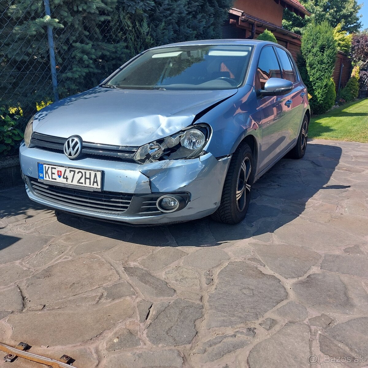 Predám havarovany golf 1.2tsi rok vyroby 2010