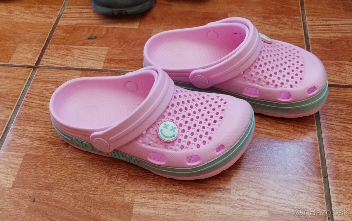 Crocsy