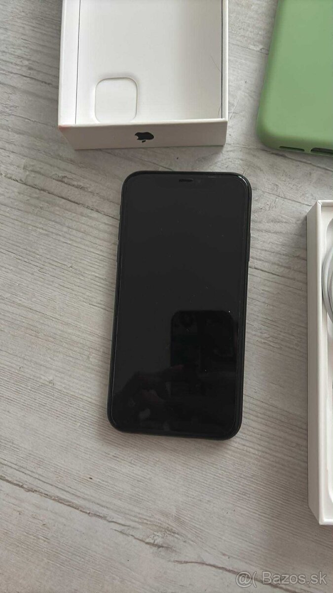 iPhone 11