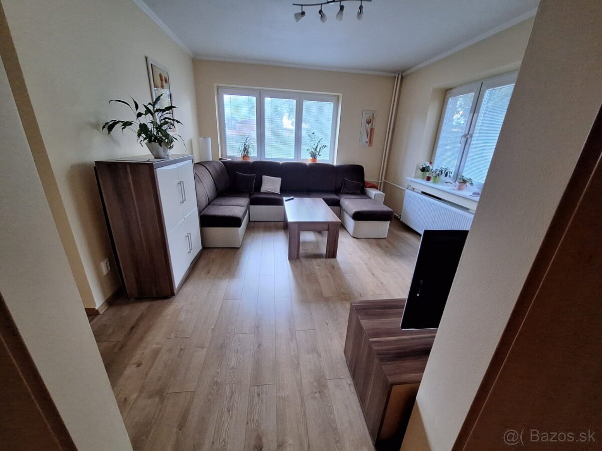 PRENÁJOM 3-izbový byt - CENTRUM