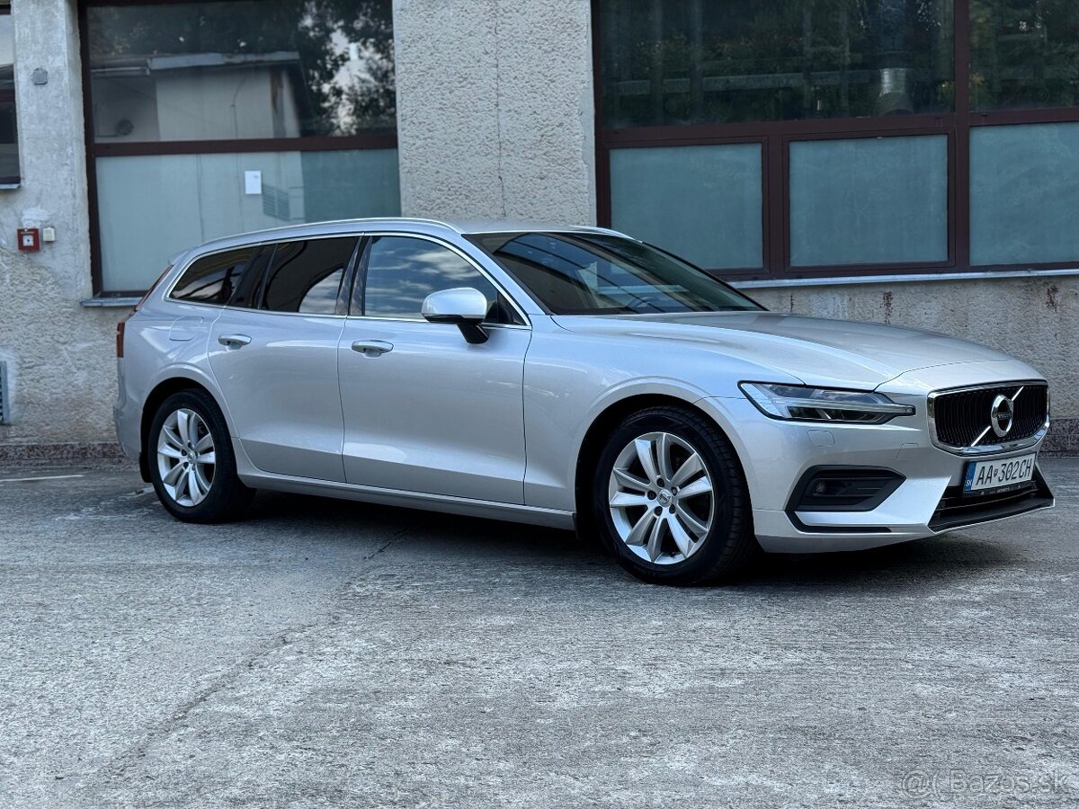 Volvo V60 B4 Momentum Pro