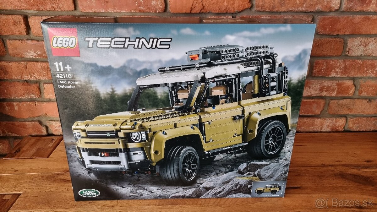 LEGO Technic 42110 Land Rover Defender