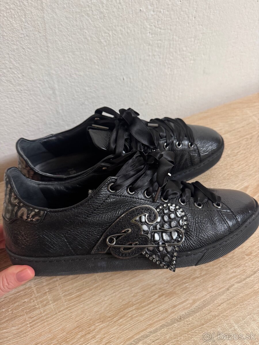 Högl celokozene tenisky 41