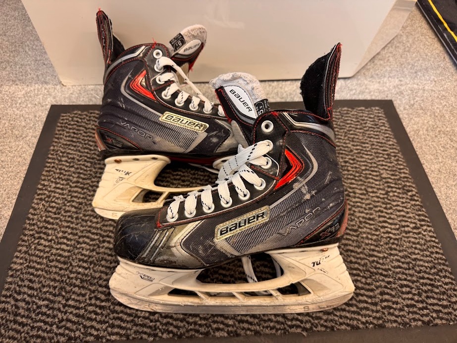 BRUSLE BAUER VAPOR X700 , VEL. 39/5,5 EE