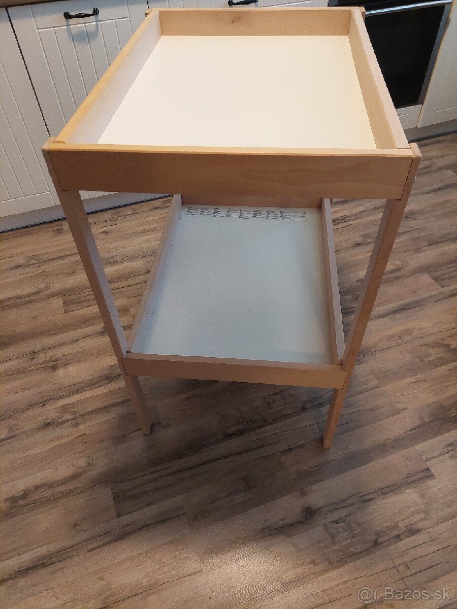 Prebaľovací pult ikea