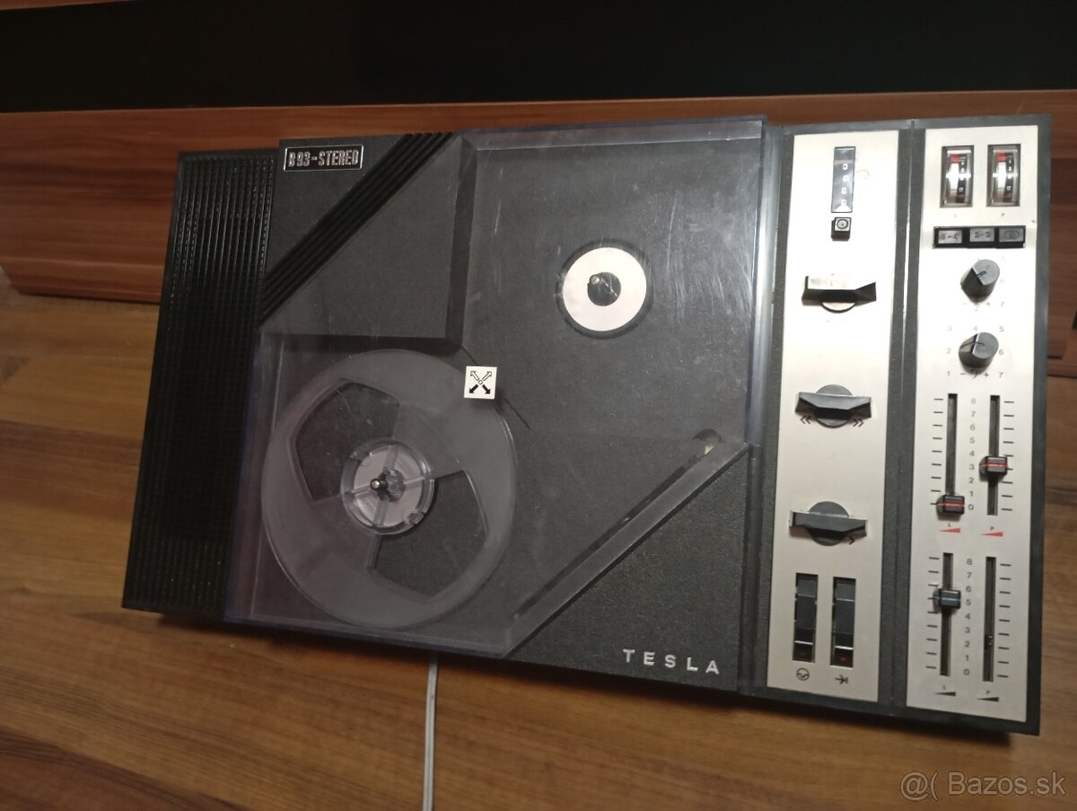 TESLA B-93-Stereo magnetofon