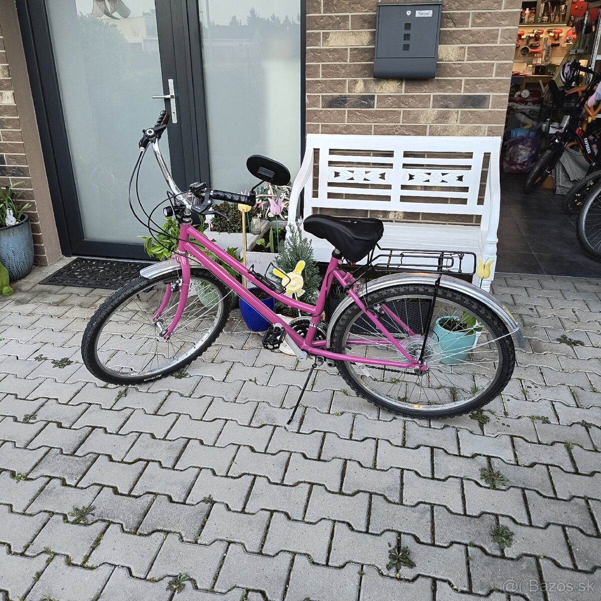 Predam starsi damsky mestsky bicykel