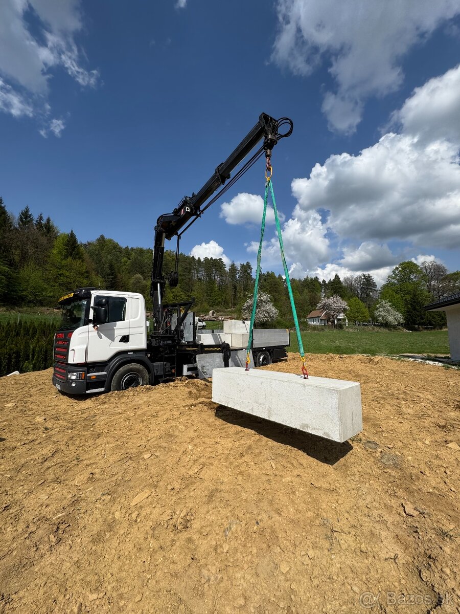 Autodoprava s hydraulickou rukou - dosah 13m 🏗️