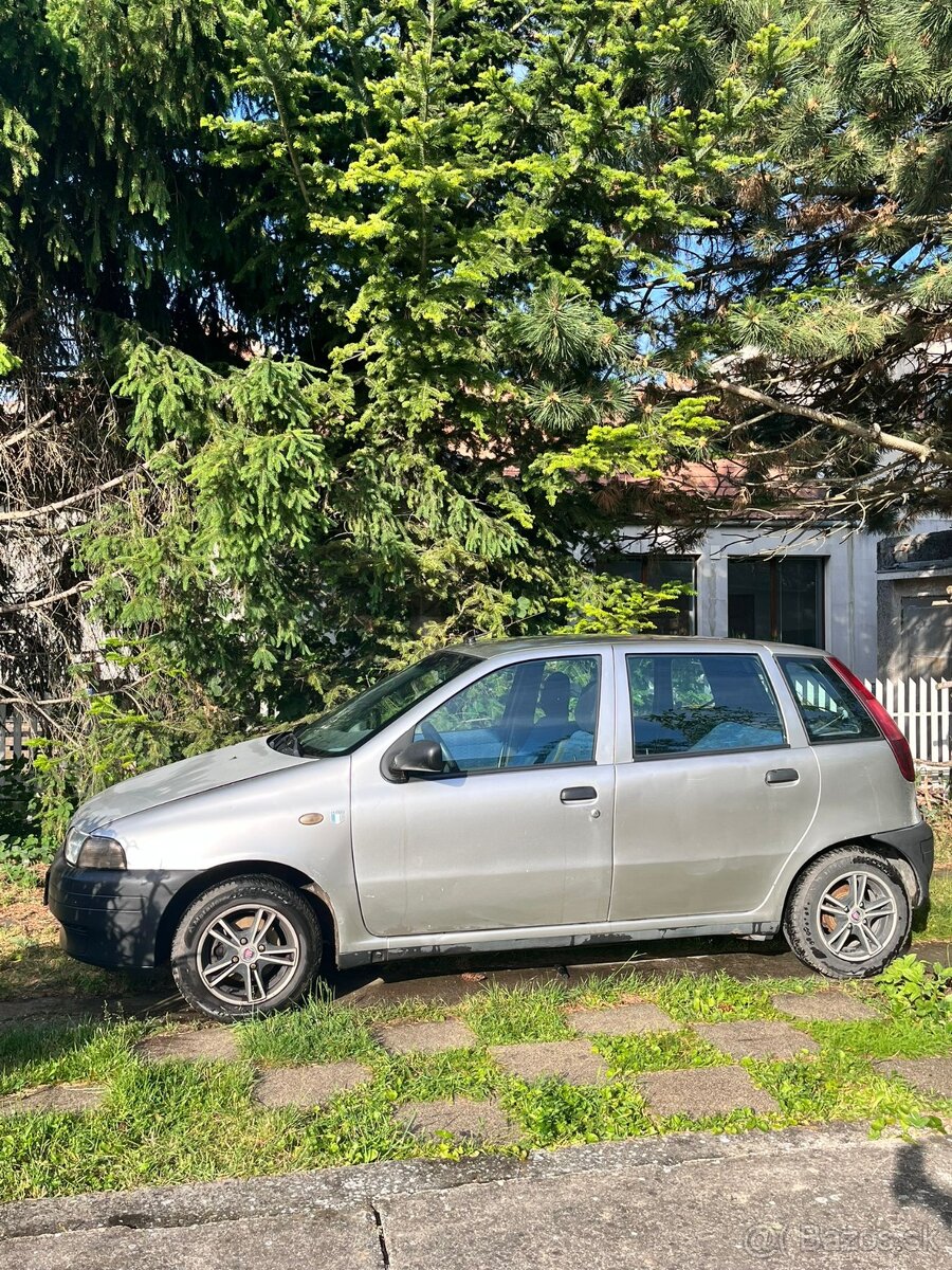 Predám Fiat Punto 1,1 benzín
